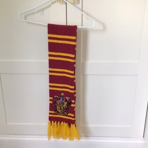 harry potter gryffindor scarf